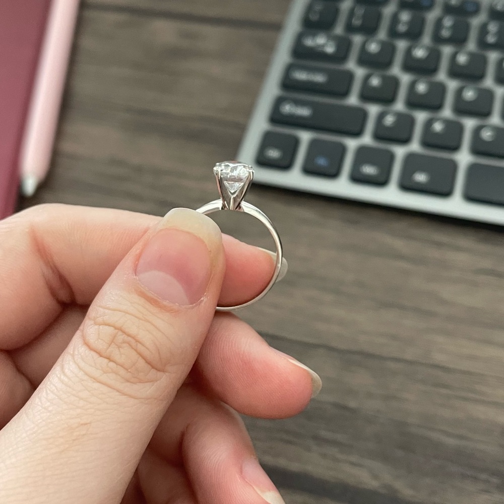 3 CT Moissanite Ring, size 10 - Picture 4 of 5